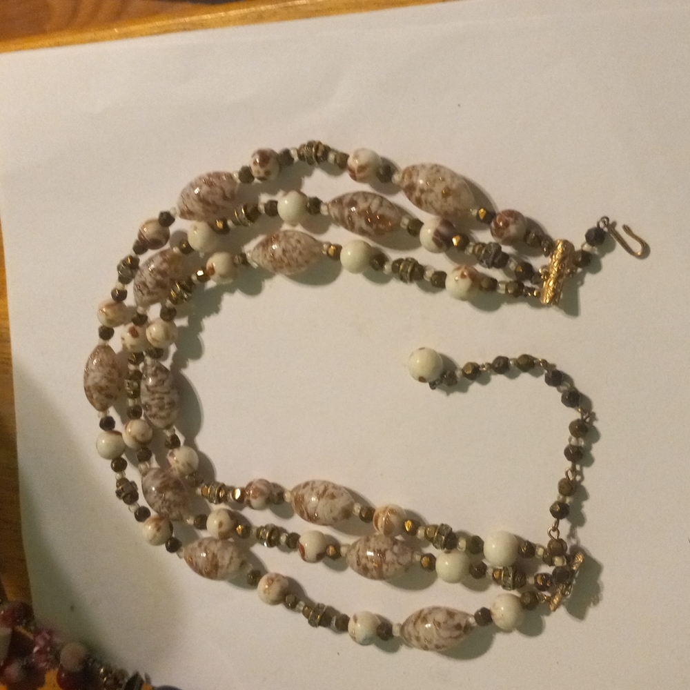 Nice adjusting necklace